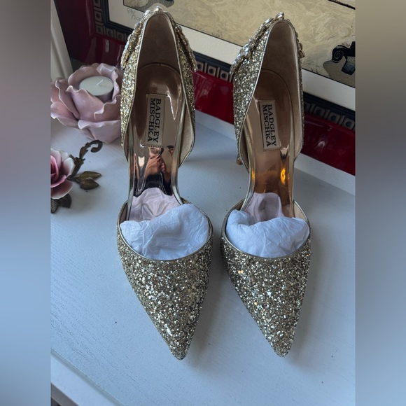 Badgley Mischka Glittering Gold Heels - Picture 2 of 11